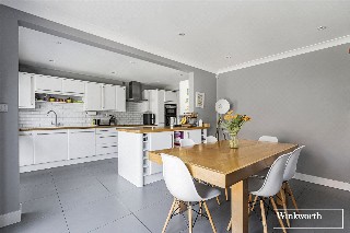 Heywood Drive, Bagshot, Surrey, GU19