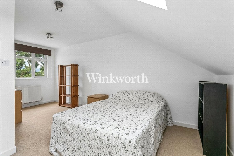 Stirling Road, London, N22