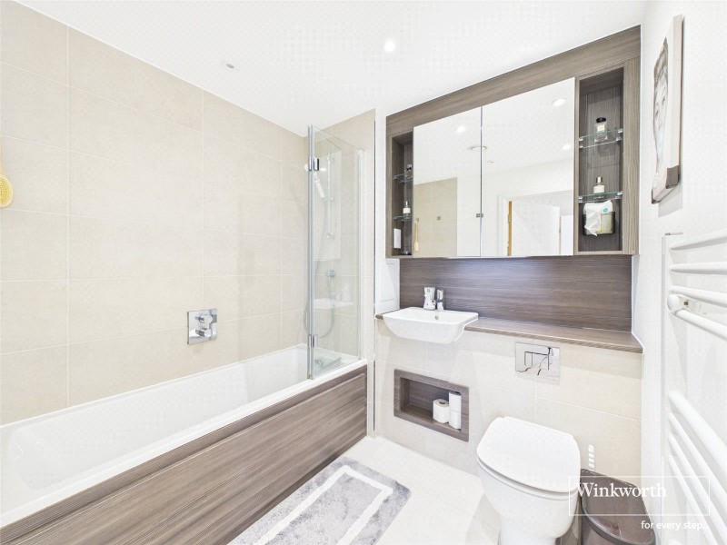 Damsel Walk, Hendon, London, NW9