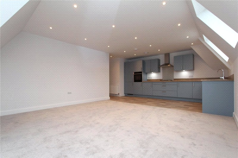 Lymington Road, Highcliffe, Christchurch, Dorset, BH23