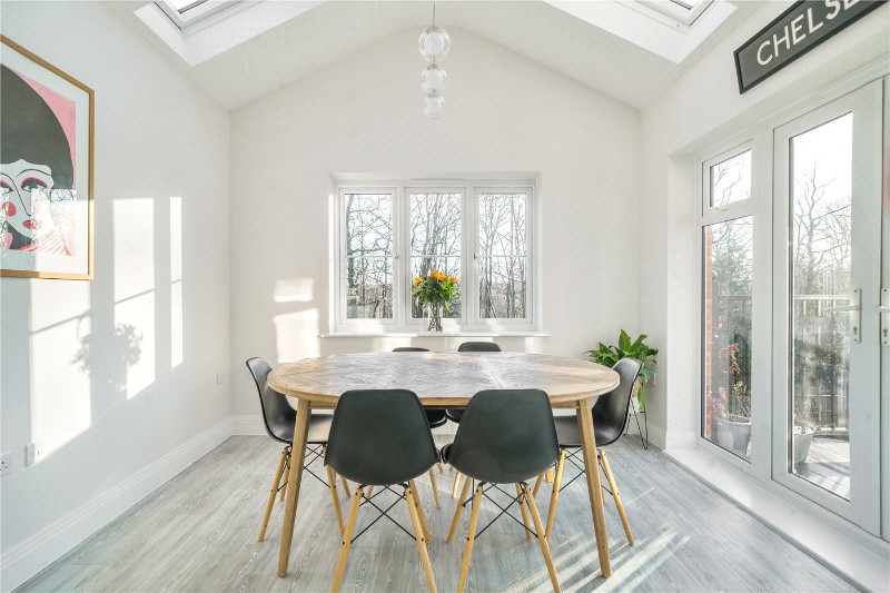 Potters Mews, Wrecclesham, Farnham, Surrey, GU10