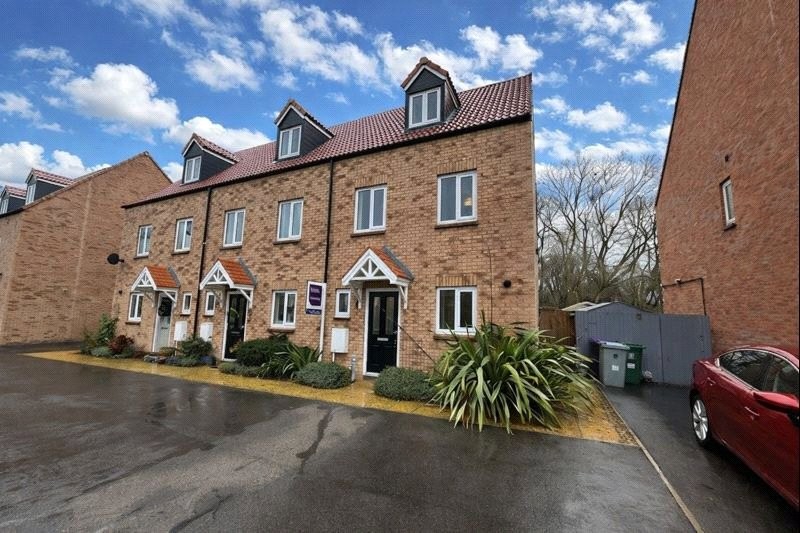 Folkestone Close, Bourne, Lincolnshire, PE10