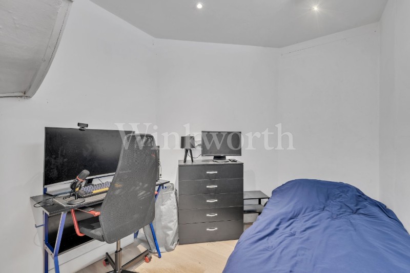 Hendon Way, London, NW2