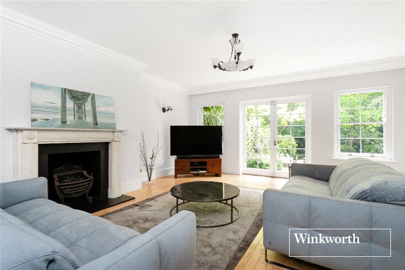 Camlet Way, Hadley Common, EN4
