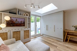 Standen Road, Southfields, SW18