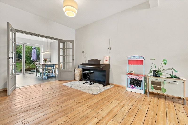 Lordsmead Road, London, N17