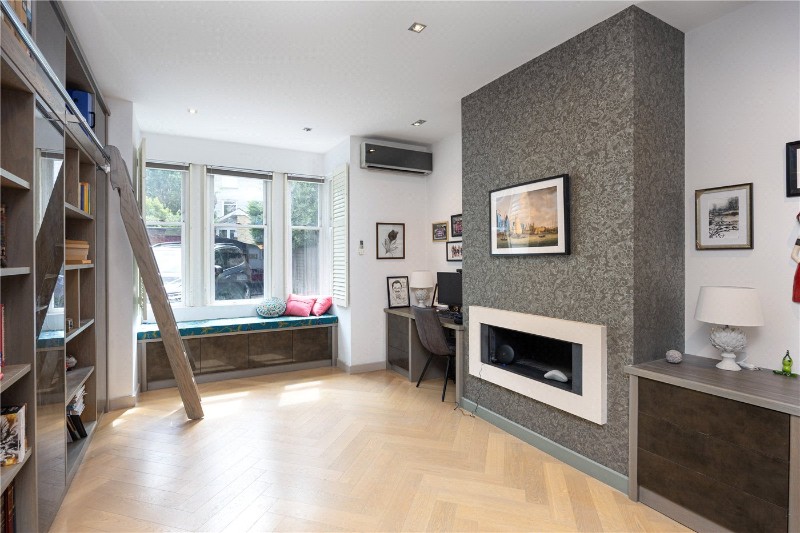 Putney Heath Lane, London, SW15
