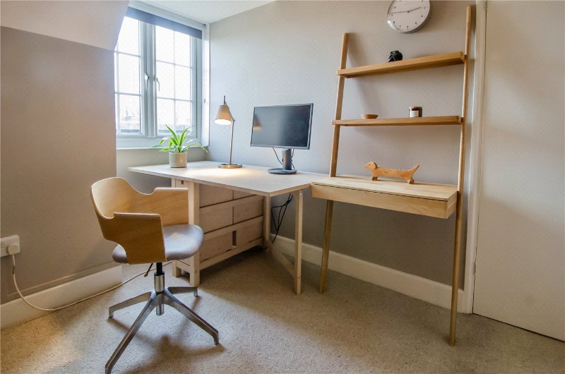 Gatcombe House, Dog Kennel Hill, East Dulwich, London, SE22