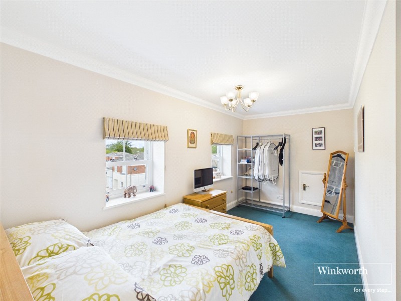 Wayland Close, Bradfield, Reading, Berkshire, RG7