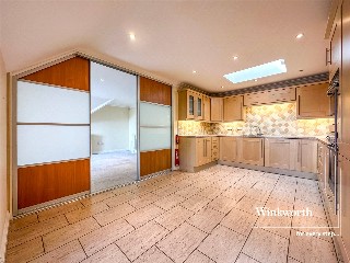 Golf Links Road, Ferndown, Dorset, BH22