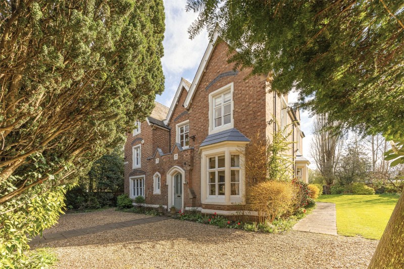Eastnor Grove, Leamington Spa, Warwickshire, CV31
