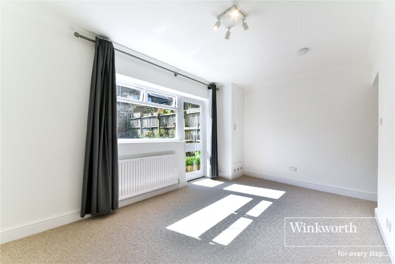 Alkerden Road, London, W4