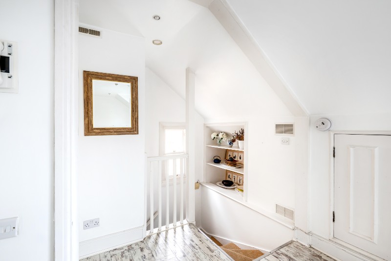 St. Quintin Avenue, London, W10