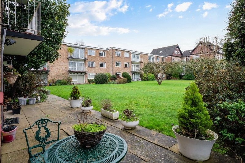 Lakeside, Beckenham, BR3