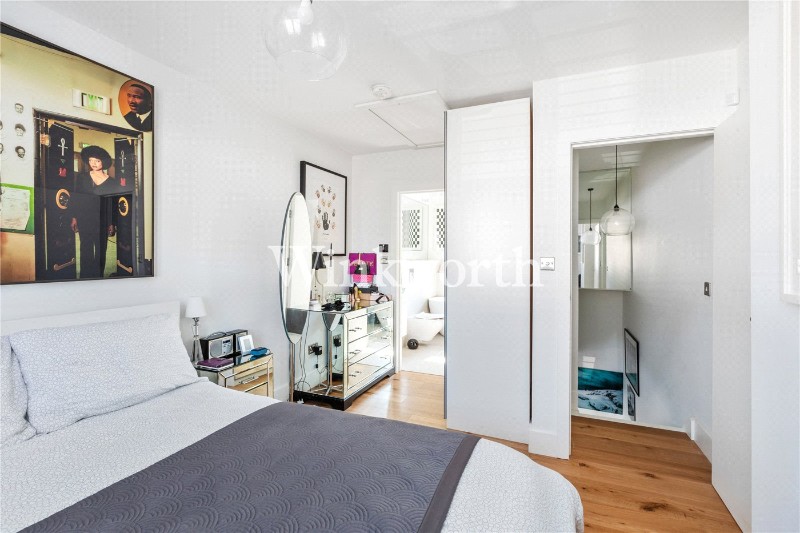 Barrowell Green, London, N21