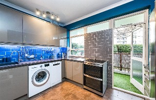 Churchill Gardens, London, SW1V