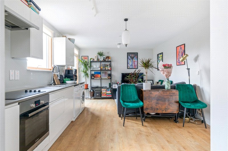 Garratt Lane, London, SW17