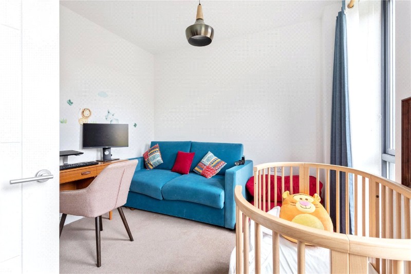 Tryon Crescent, London, E9