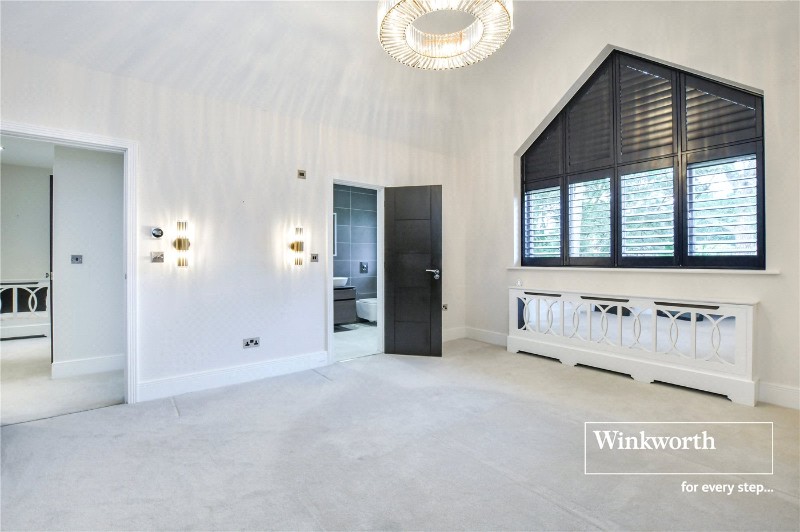 Dormy Crescent, Ferndown, Dorset, BH22
