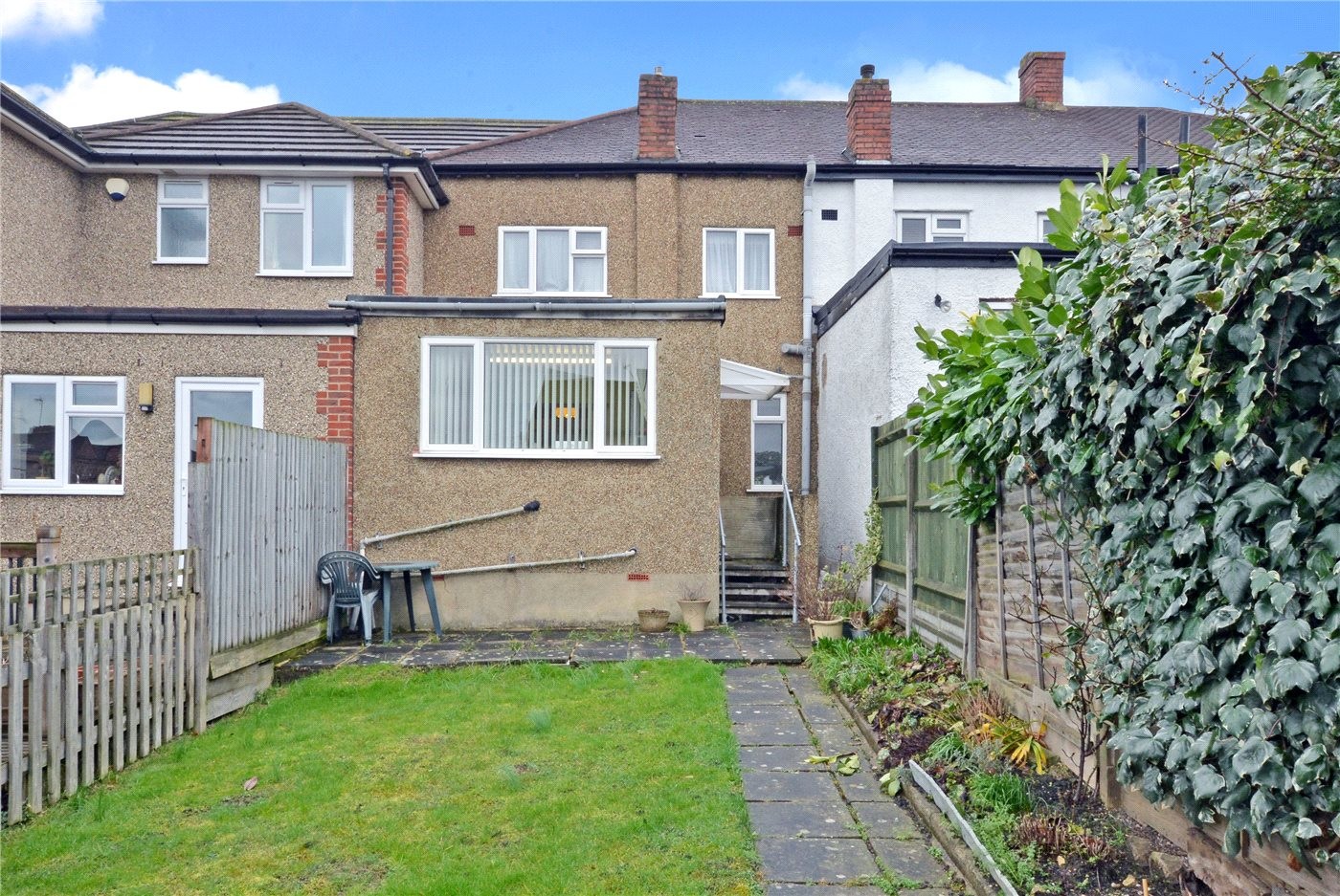 2 bedroom property for sale in Browning Avenue, Worcester Park, KT4