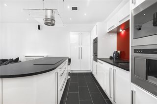 Farringdon Road, London, EC1M