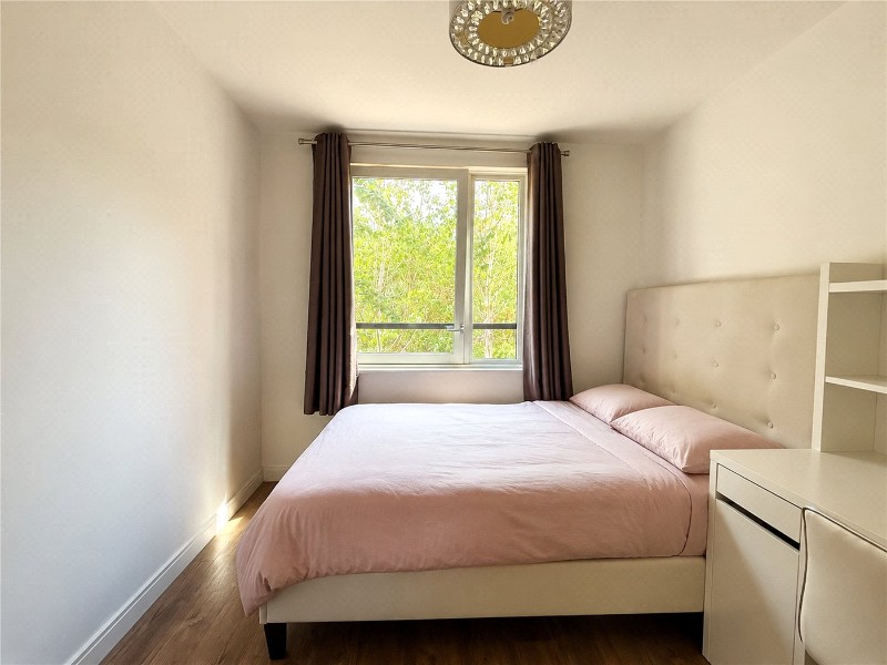 Blondin Way, London, SE16