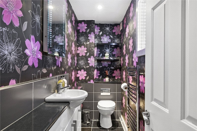 Lisle Close, London, SW17