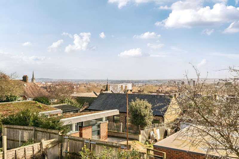 Round Hill, London, SE26