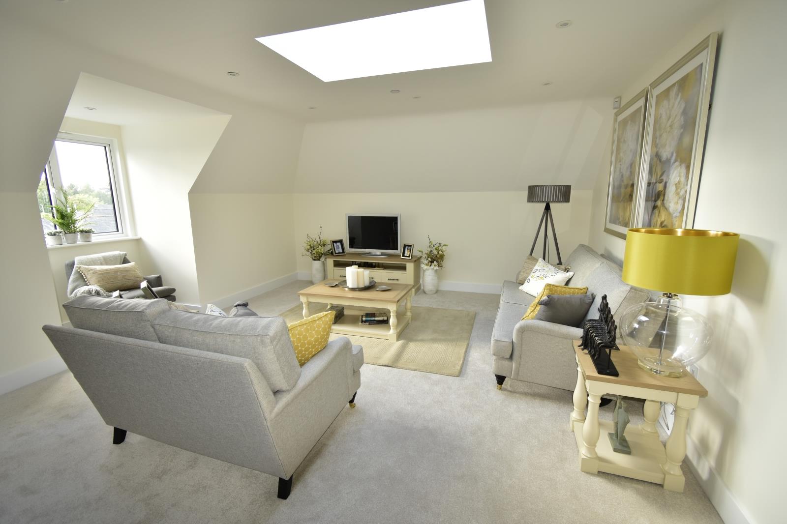 A LIVING ROOM 1 NEW.