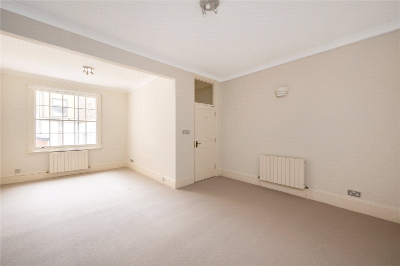 Ordnance Mews, London, NW8
