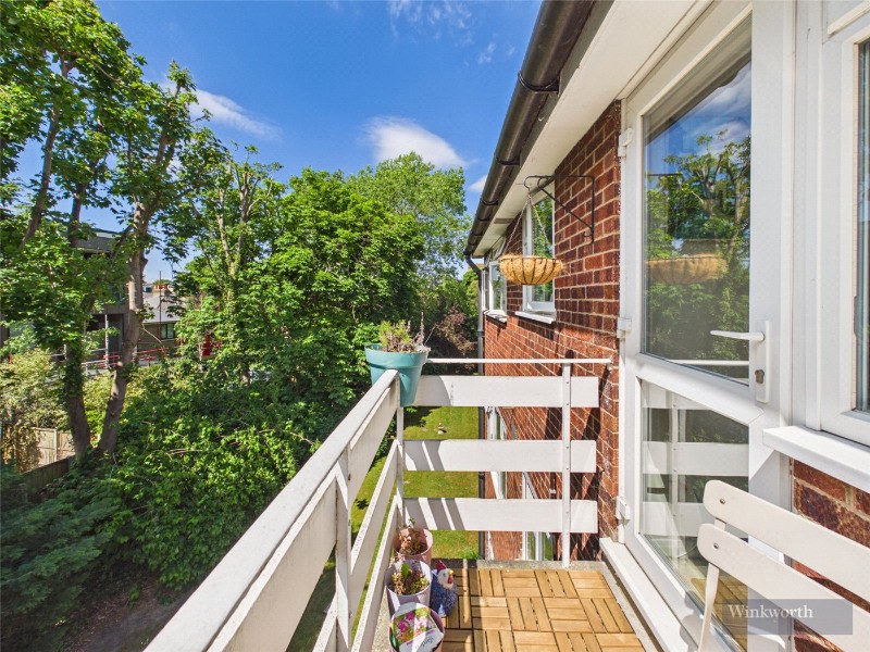 St. Andrew's Square, Surbiton, KT6
