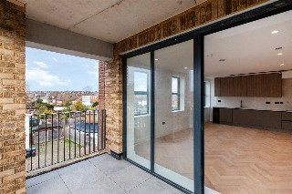 Cannon Hill Lane, London, SW20