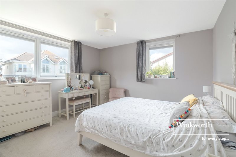 Warren Edge Close, Bournemouth, Dorset, BH6