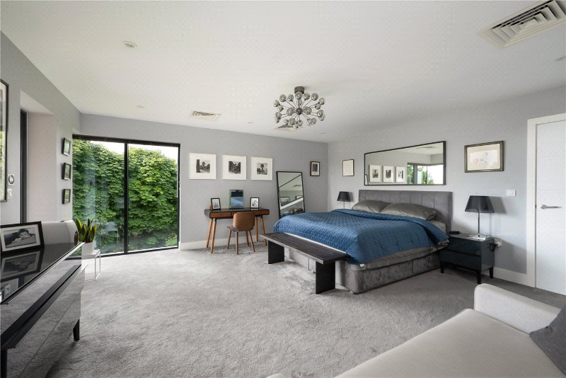 Cliff Road, Hythe, Kent, CT21