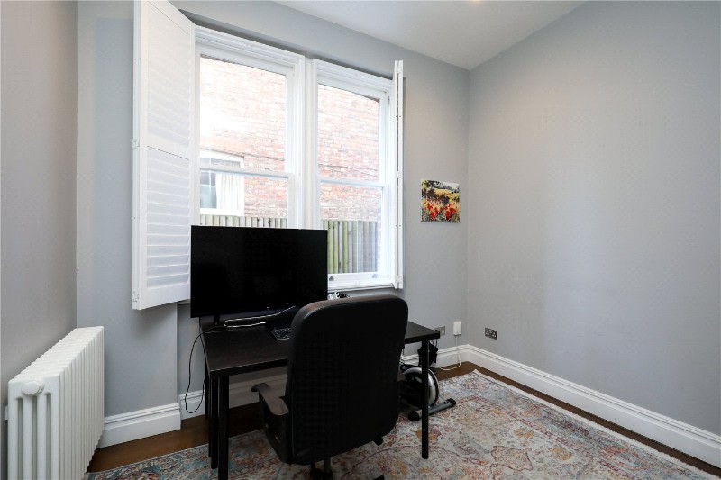 Twyford Avenue, London, W3