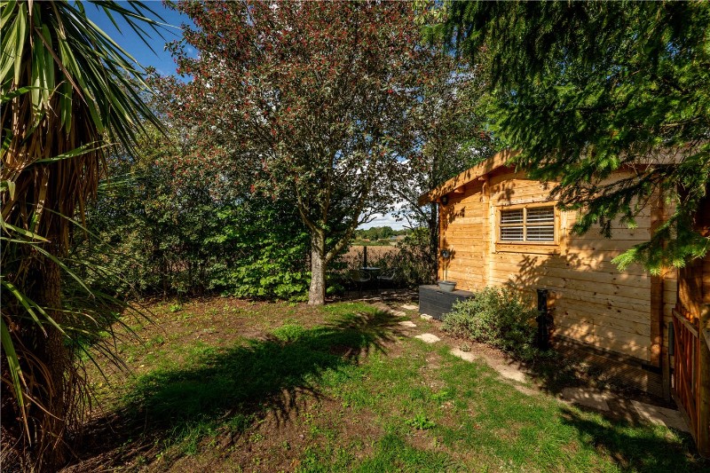 Ferry Road, Surlingham, Norwich, Norfolk, NR14
