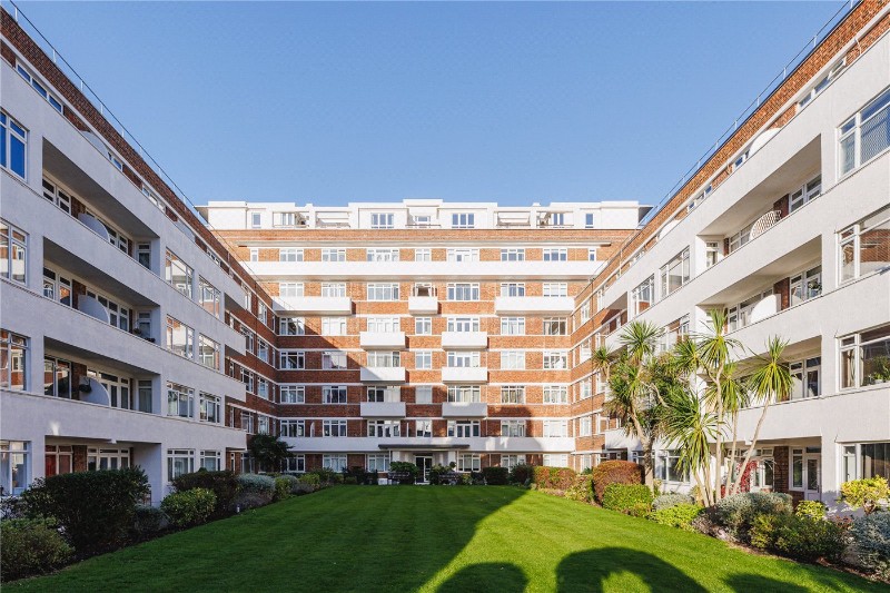 Upper Richmond Road, London, SW15