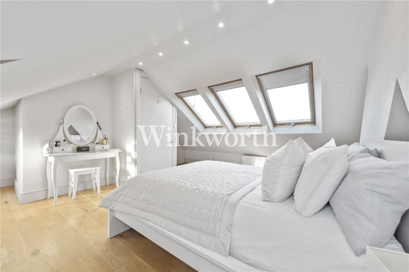 Meadowcroft Road, London, N13