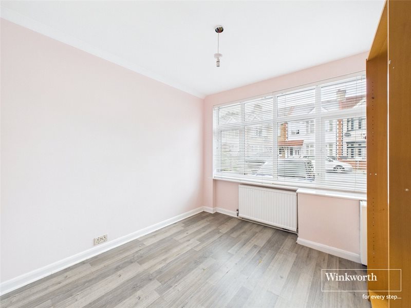 Egerton Gardens, Hendon, NW4