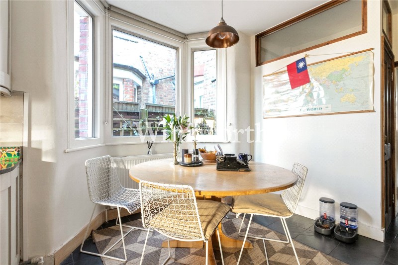 Westbury Avenue, London, N22