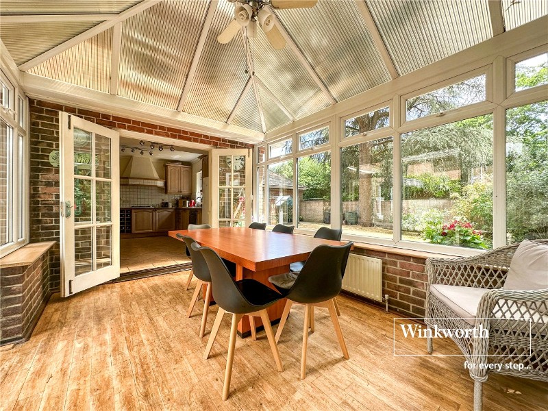 Badgers Walk, Ferndown, Dorset, BH22
