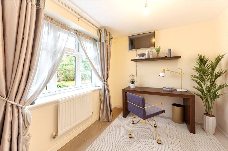 Magnolia Drive, Whitnash, Leamington Spa, Warwickshire, CV31