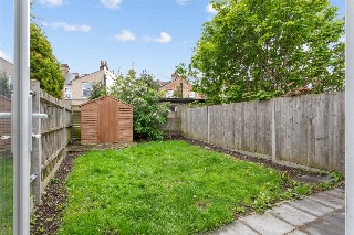 Pitcairn Road, London, CR4