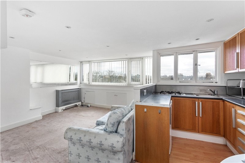 Knatchbull Road, London, SE5