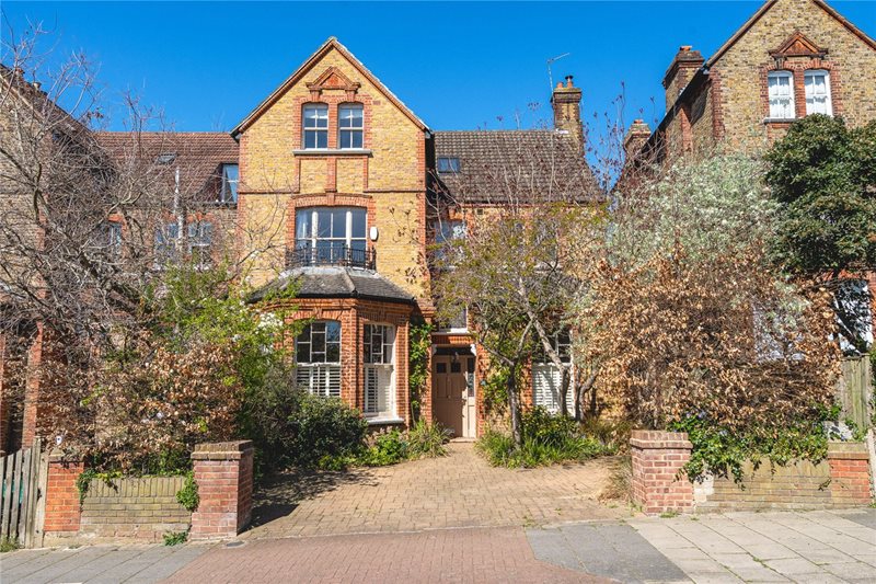 Telford Avenue, London, SW2