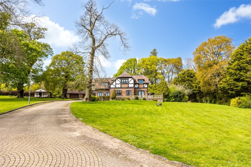 Uddens Drive, Wimborne, Dorset, BH21