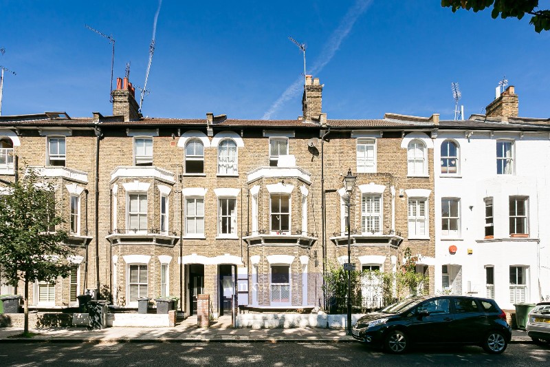 Meadow Road, London, UK, SW8