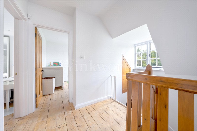 Erskine Hill, London, NW11