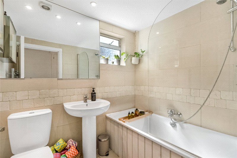 Ondine Road, Peckham Rye, London, SE15