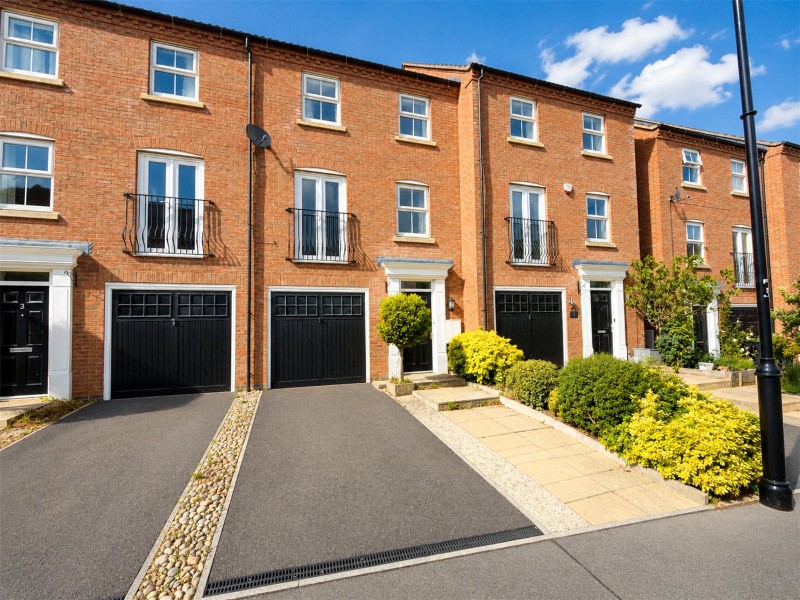 Pentland Drive, Greylees, Sleaford, Lincolnshire, NG34
